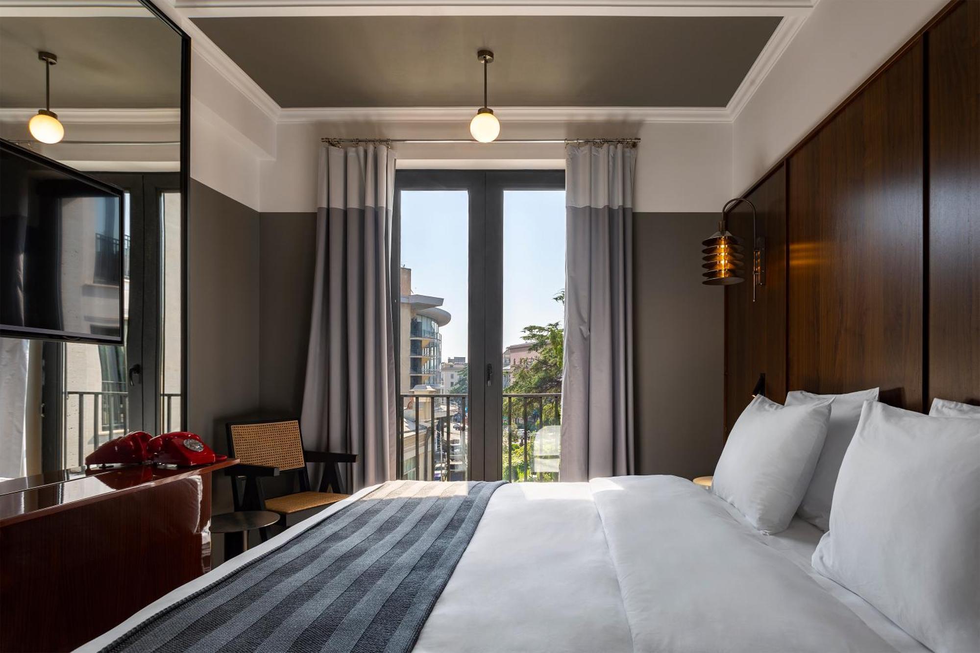 Hotel Afisha Tbilisi Ngoại thất bức ảnh