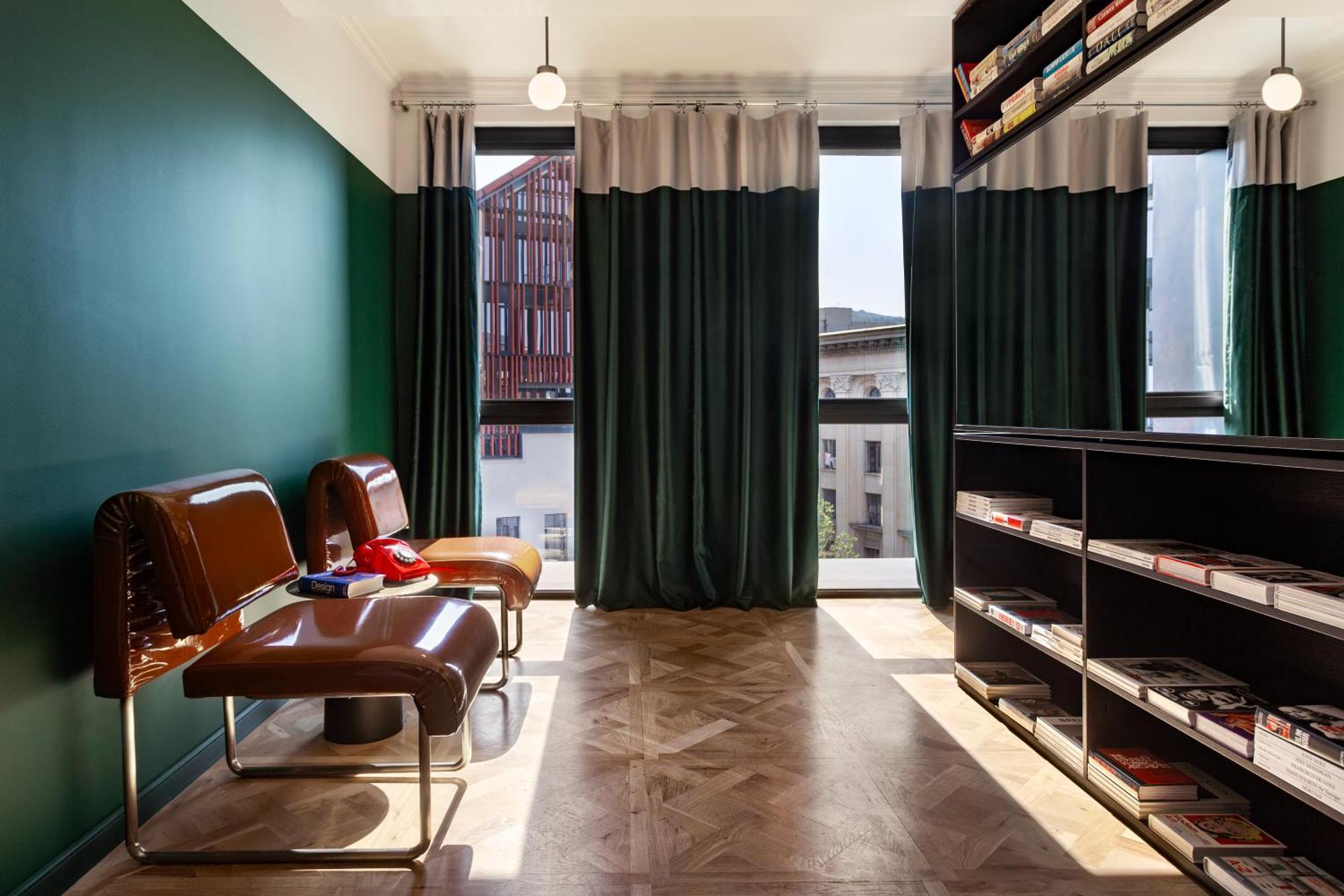 Hotel Afisha Tbilisi Ngoại thất bức ảnh