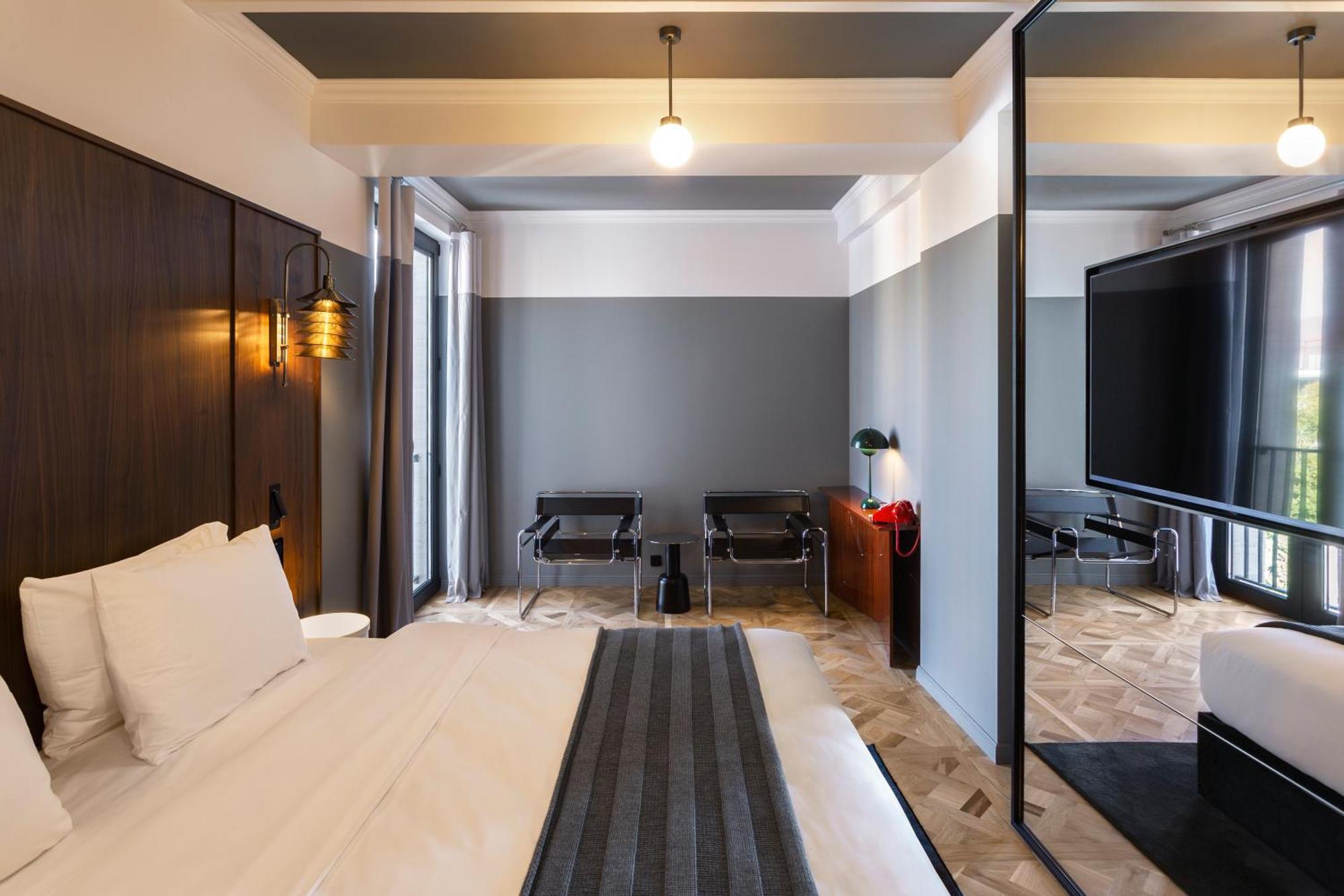 Hotel Afisha Tbilisi Ngoại thất bức ảnh